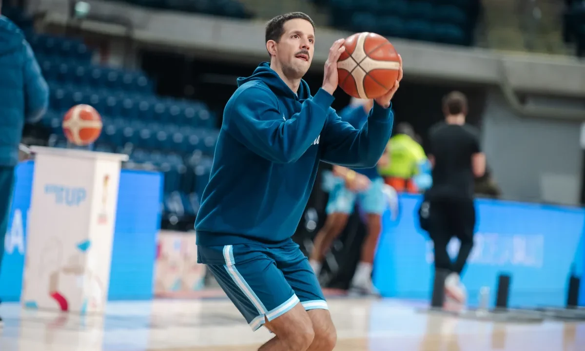 Nikolas Laprovitola