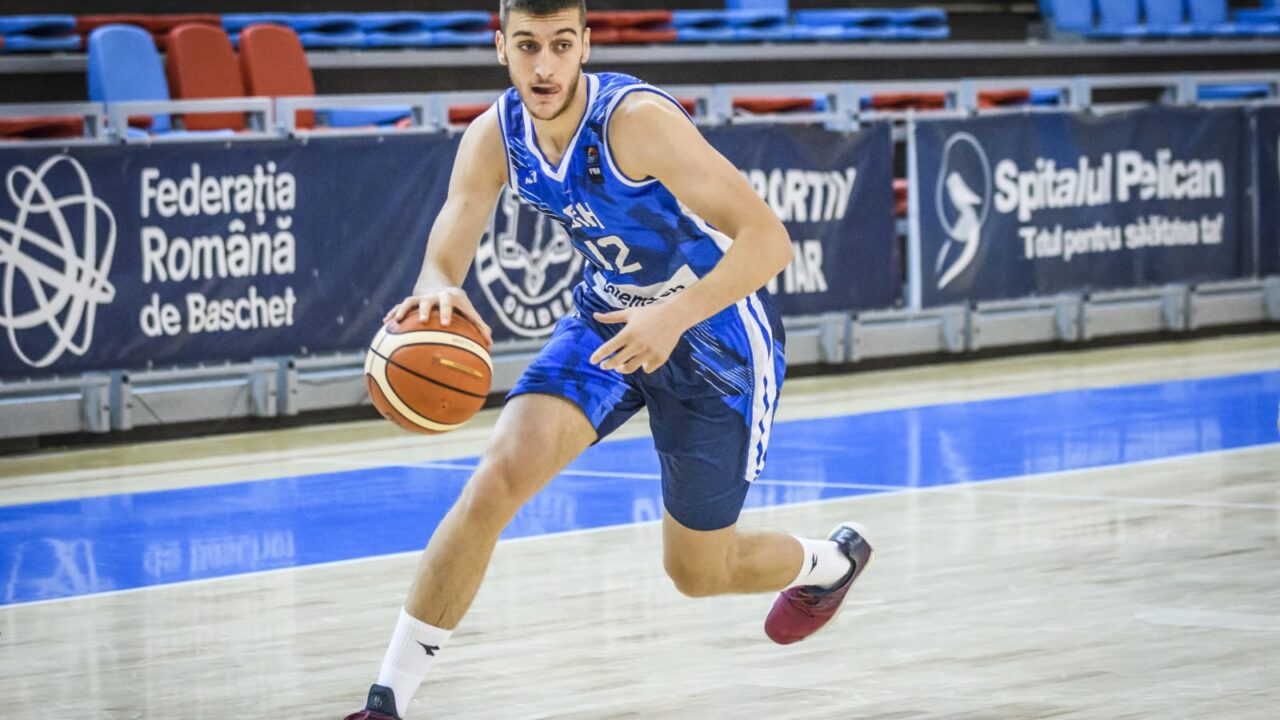 Stefan Simanić