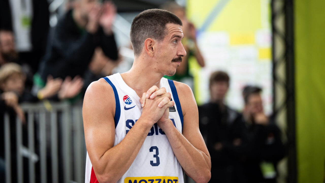 Strahinja Stojačić